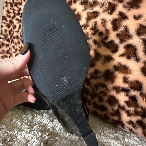 Tory Burch Hendin Black Wedge Boot Size 11 - Picture 5 of 5